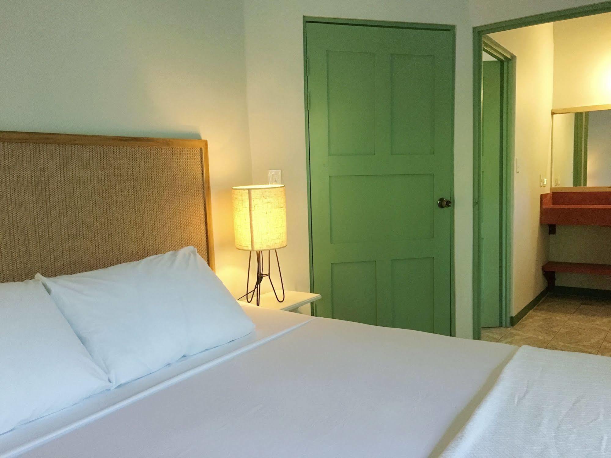 Harbor Reef Hotel Nosara Bagian luar foto